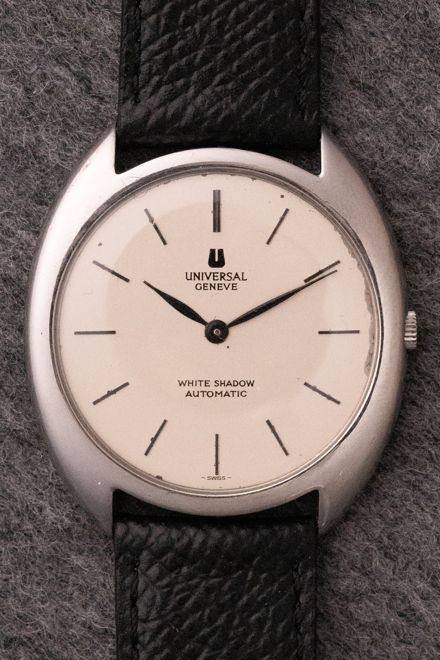 Universal Geneve White Shadow