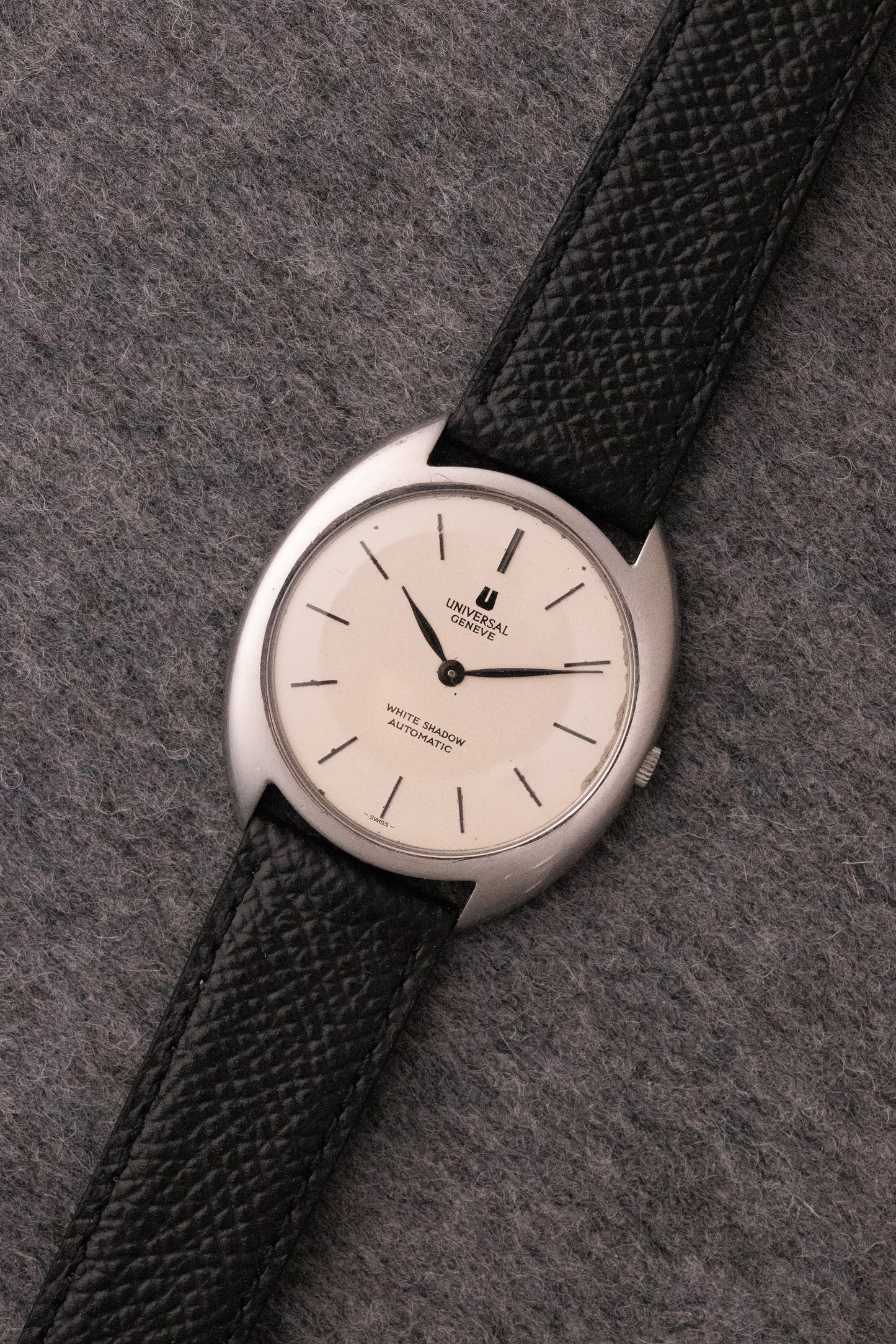 Universal Geneve White Shadow