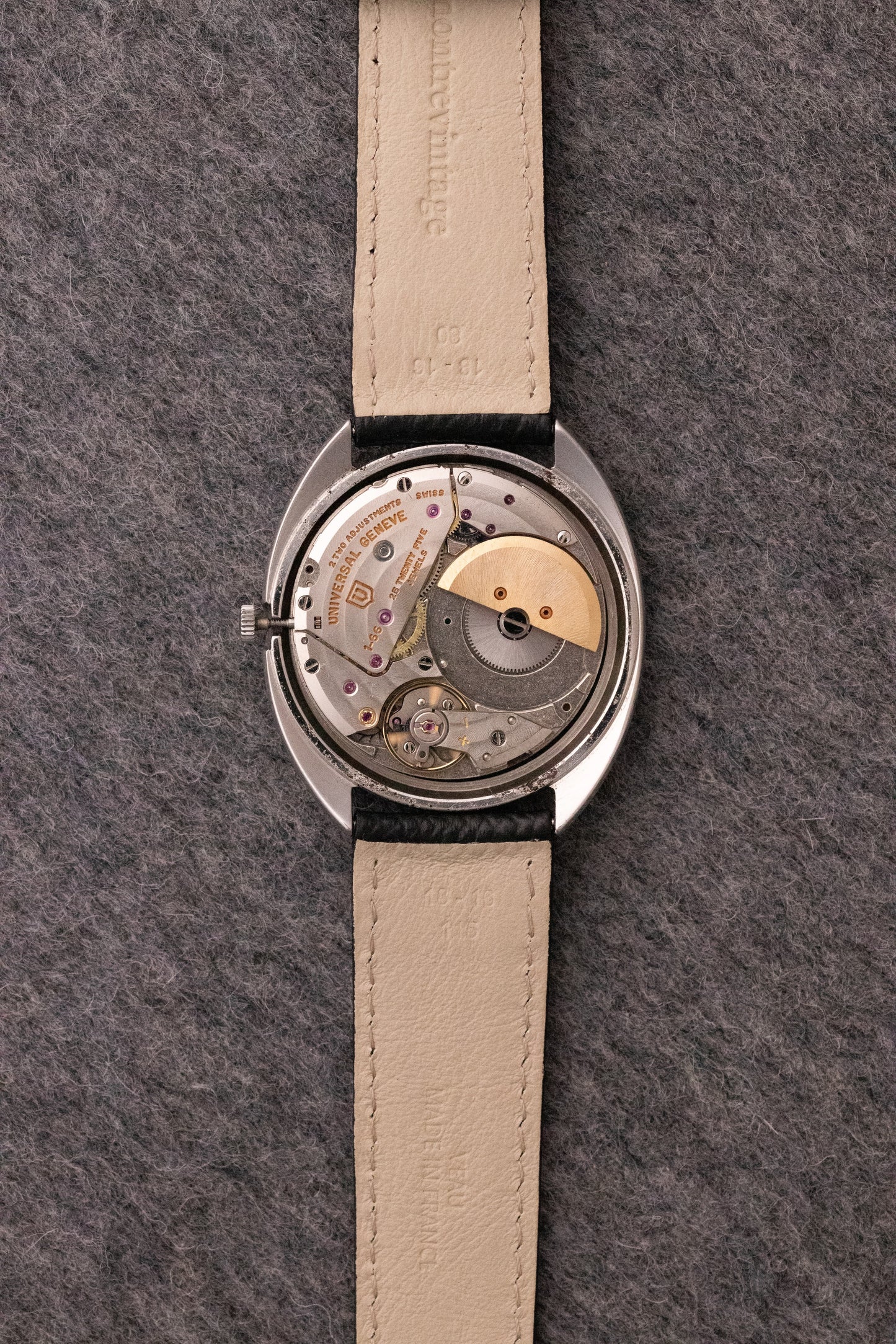 Universal Geneve White Shadow