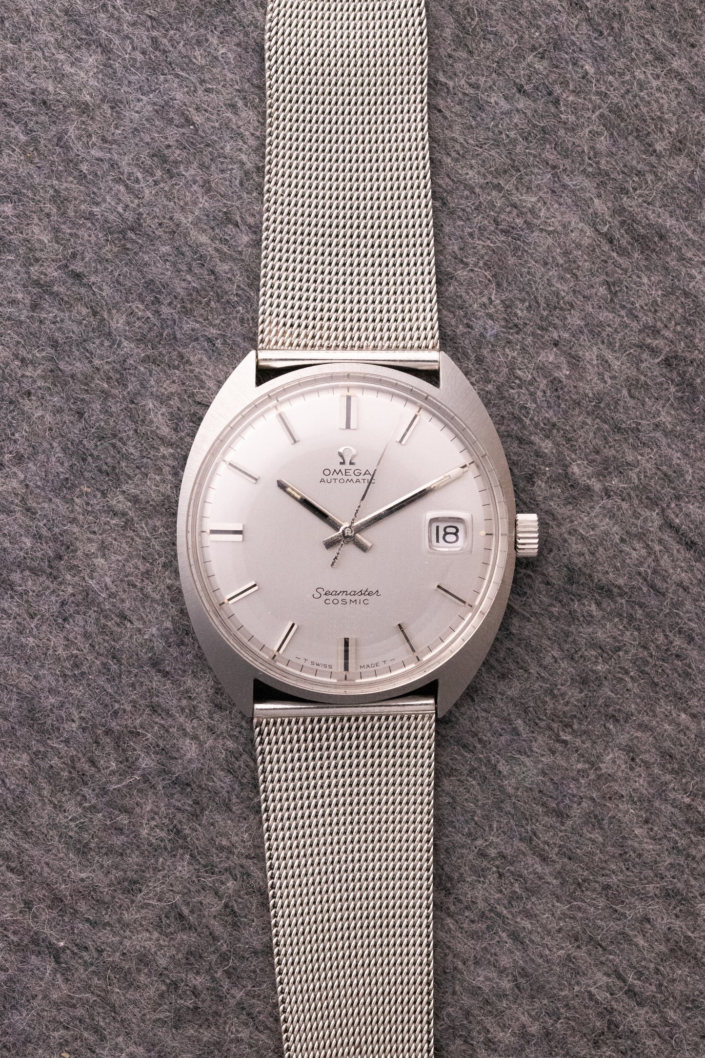 Omega Seamaster Cosmic Date