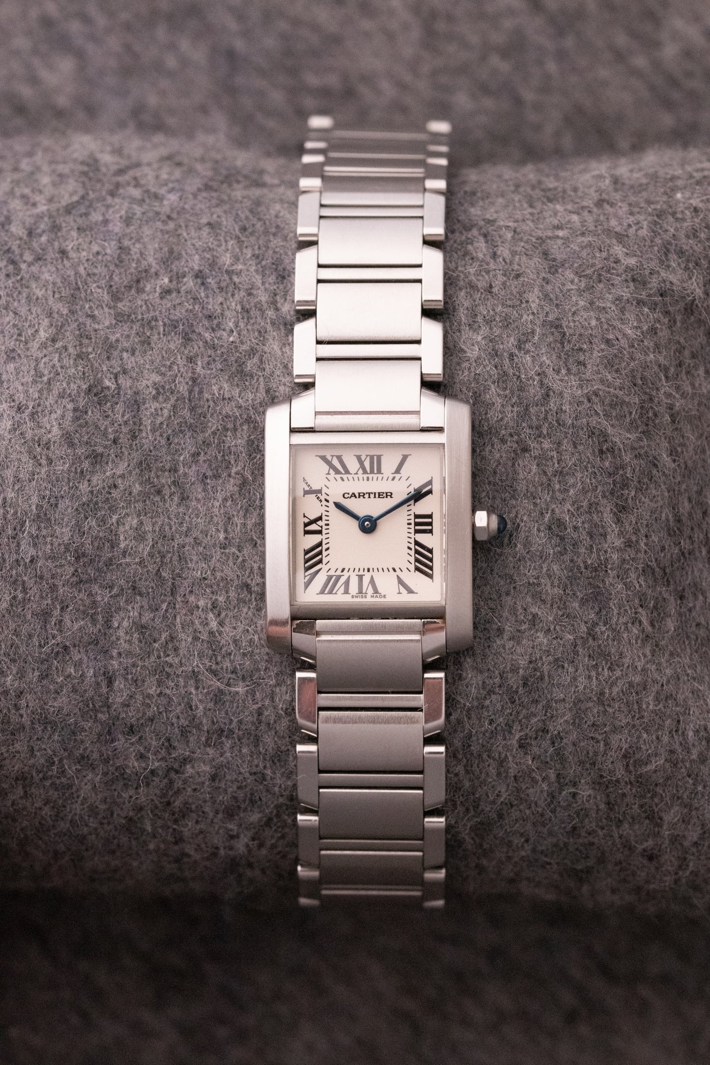 Cartier tank Française PM 2384