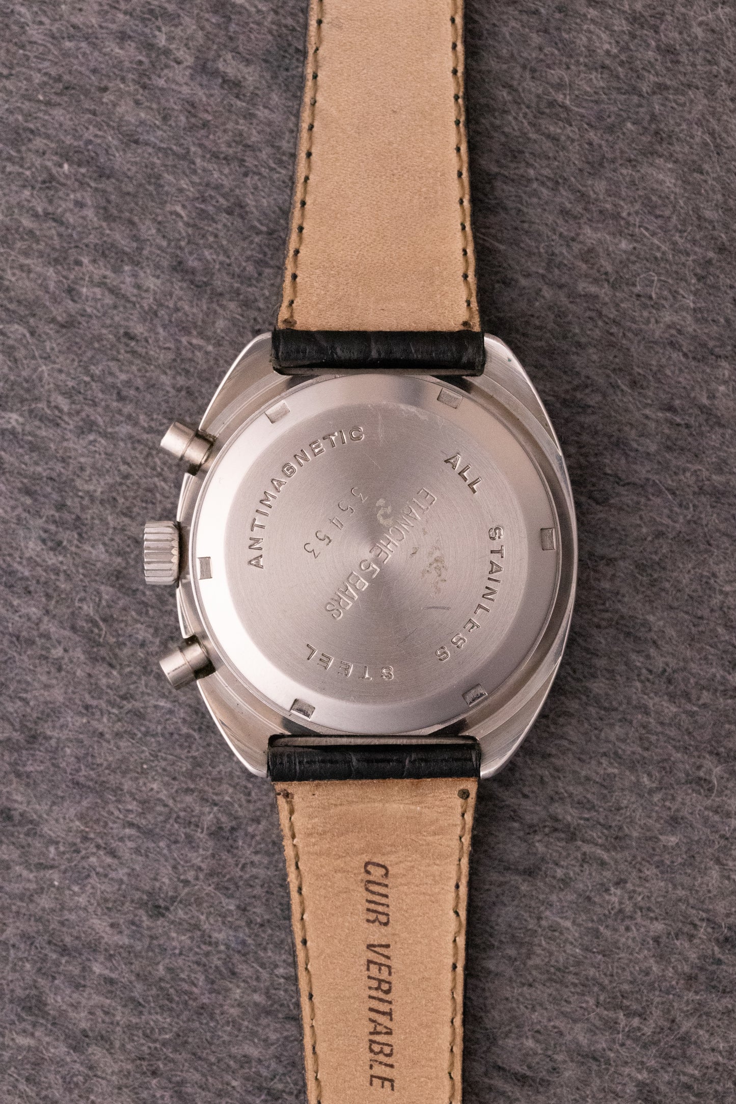 Heuer chronographe 1614