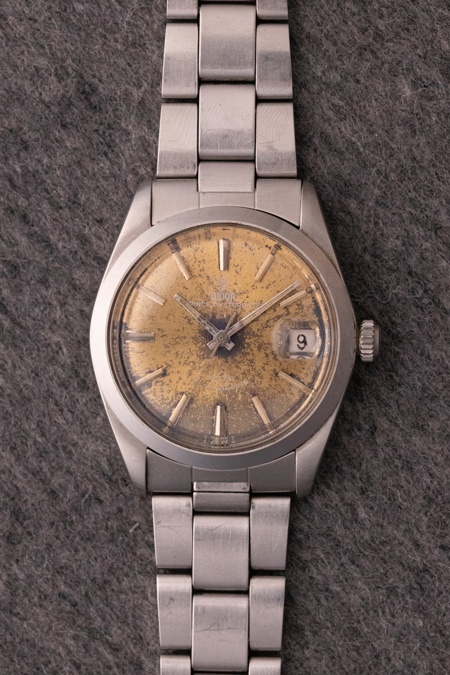 Tudor Prince OysterDate
