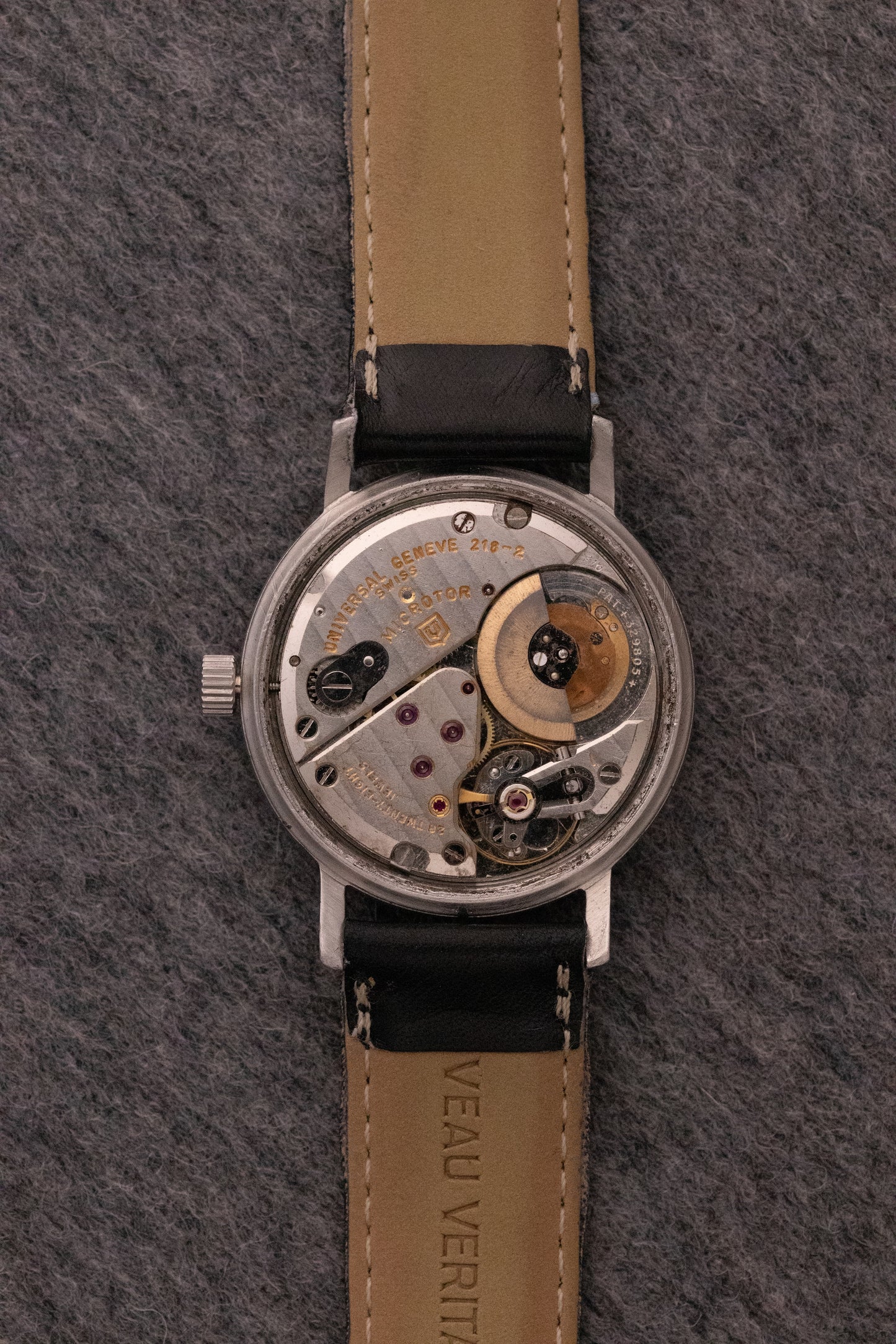 Universal Genève Polerouter Date