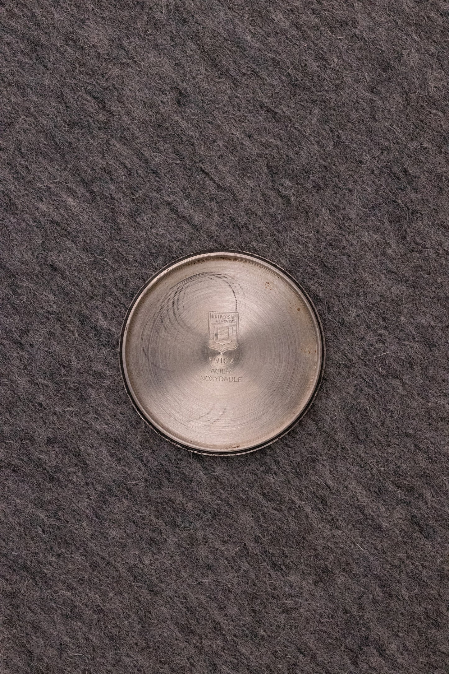 Universal Genève Polerouter Date