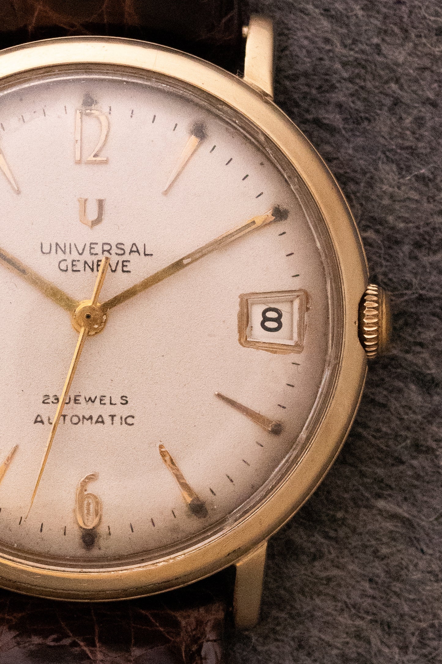 Universal Geneve micro-rotor