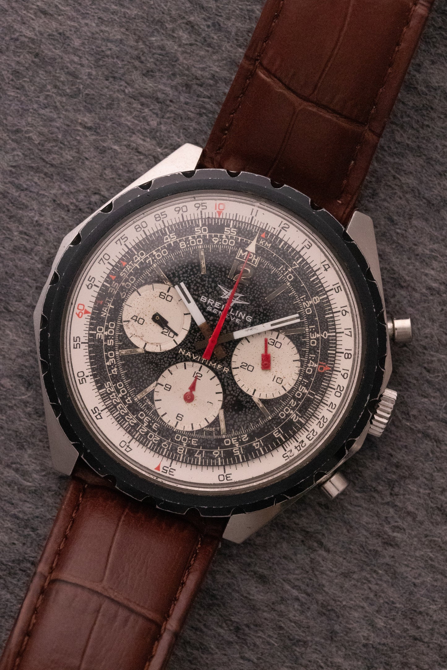 Breitling Navitimer Pizza
