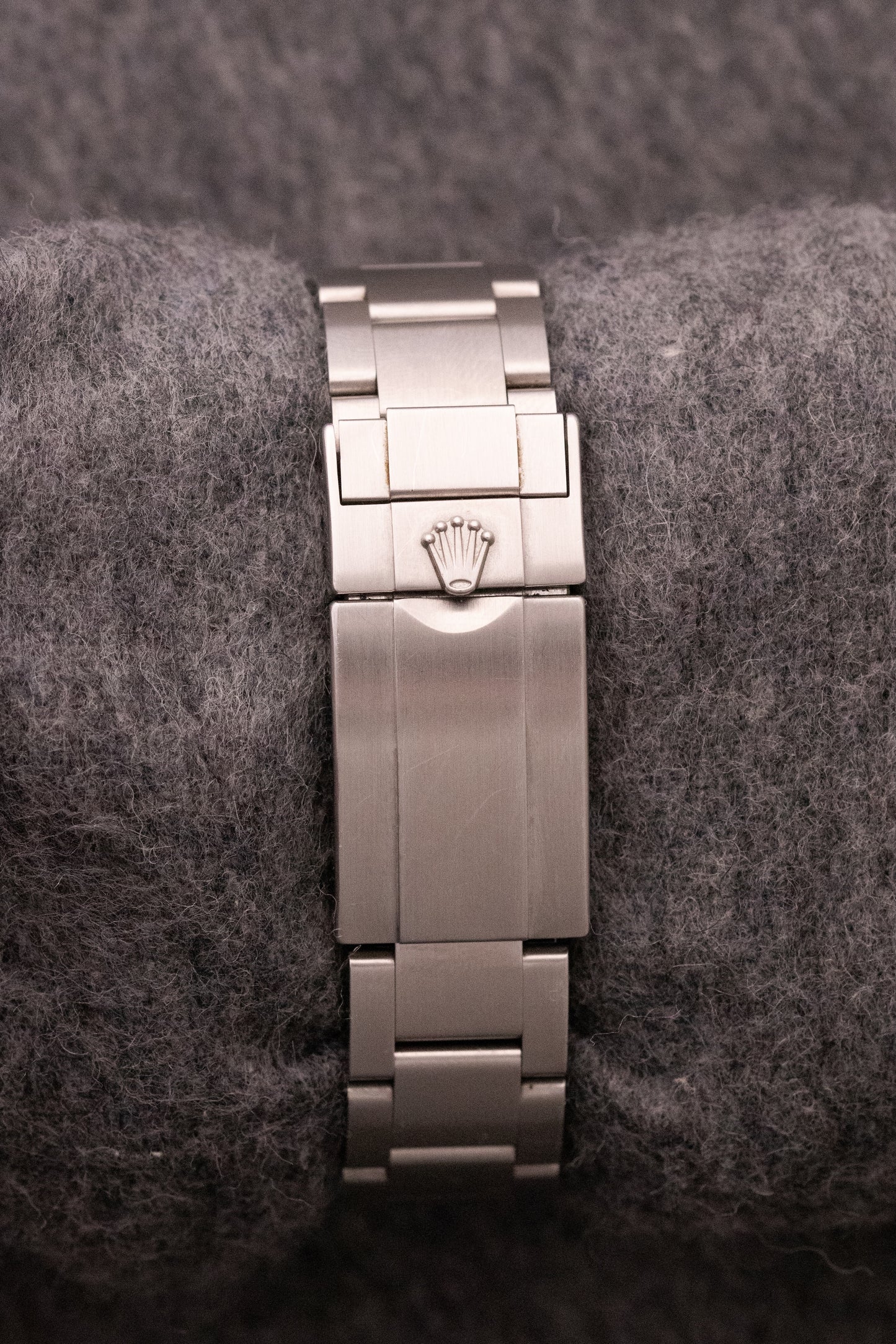 Rolex Explorer 214270