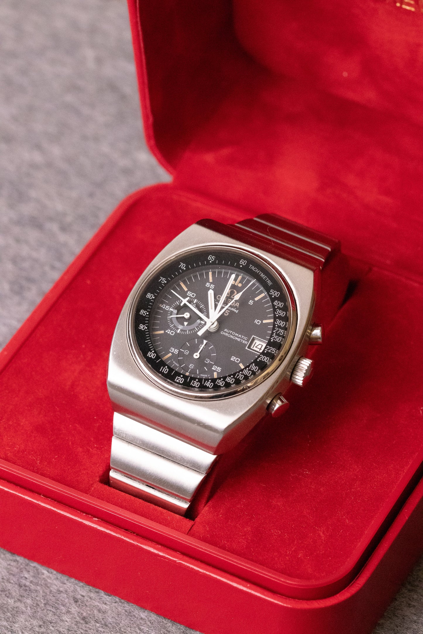 Omega Speedmaster 125