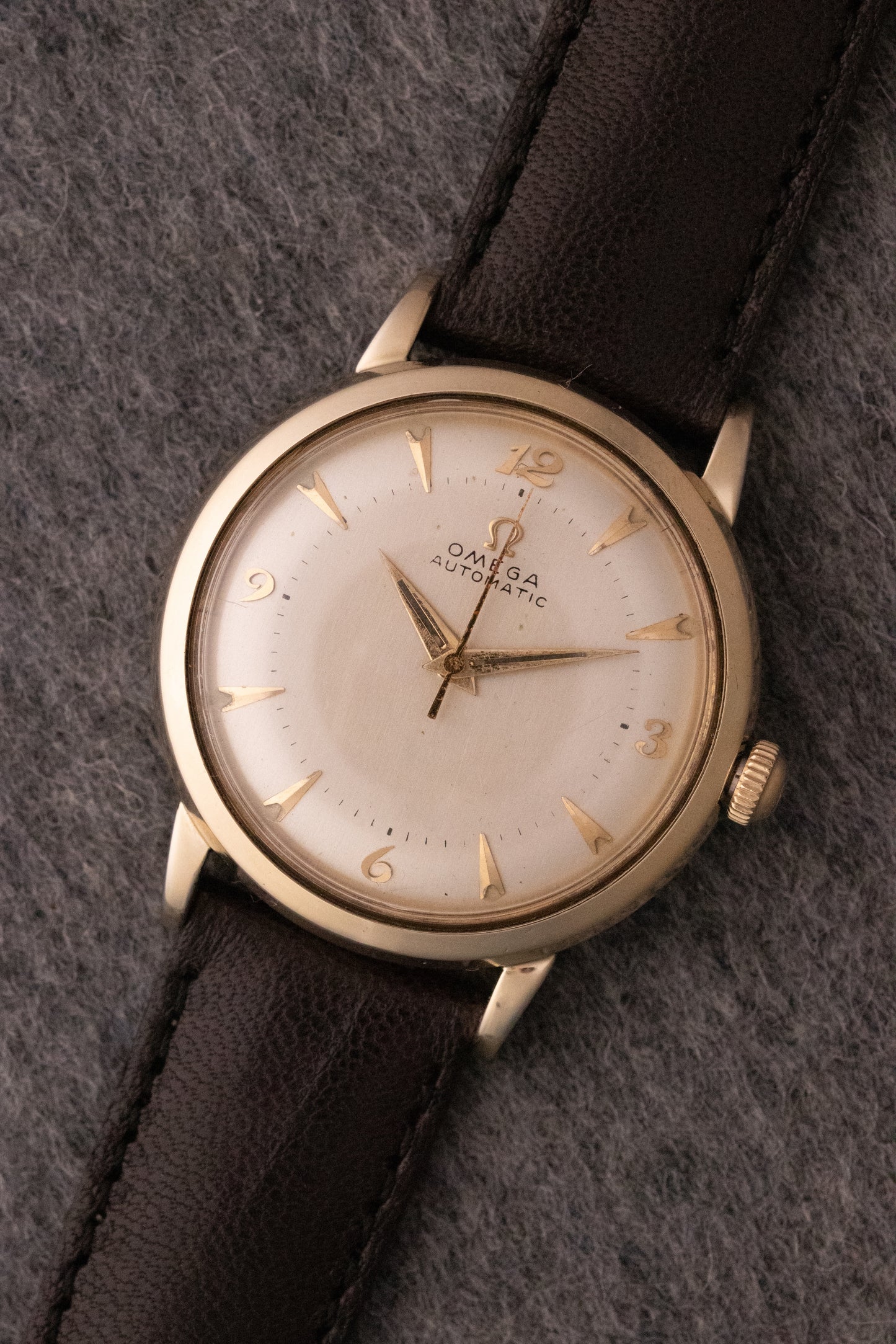 Omega Automatique Bumper