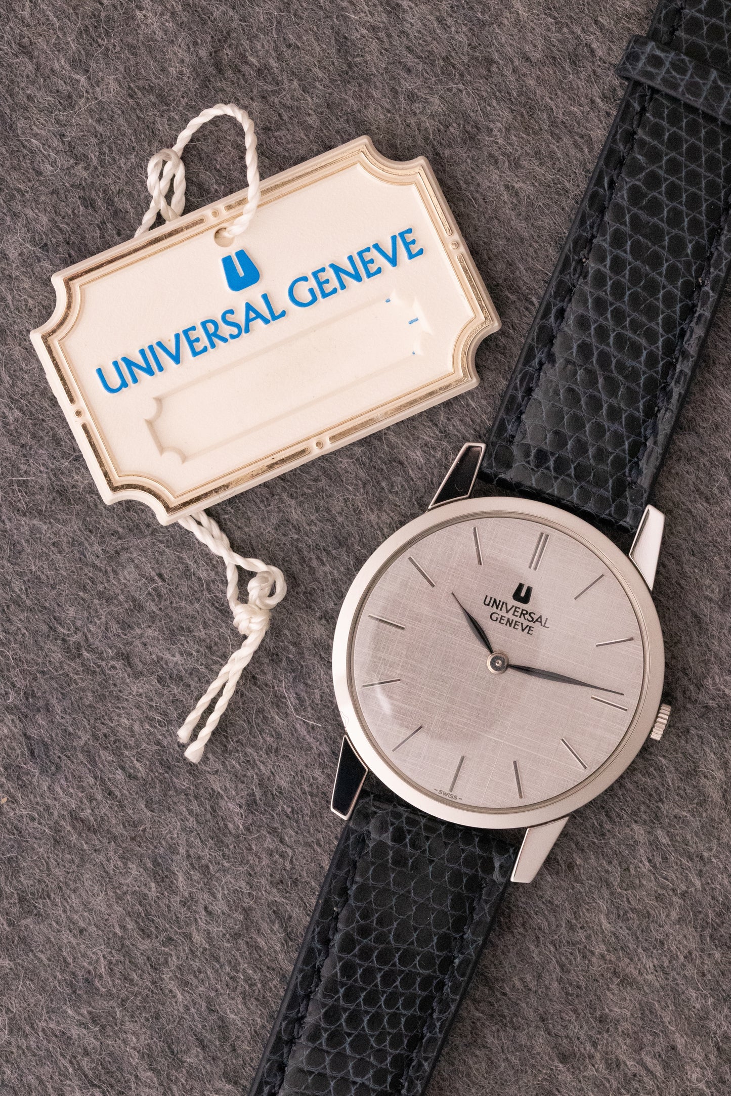 Universal Genève 2-42
