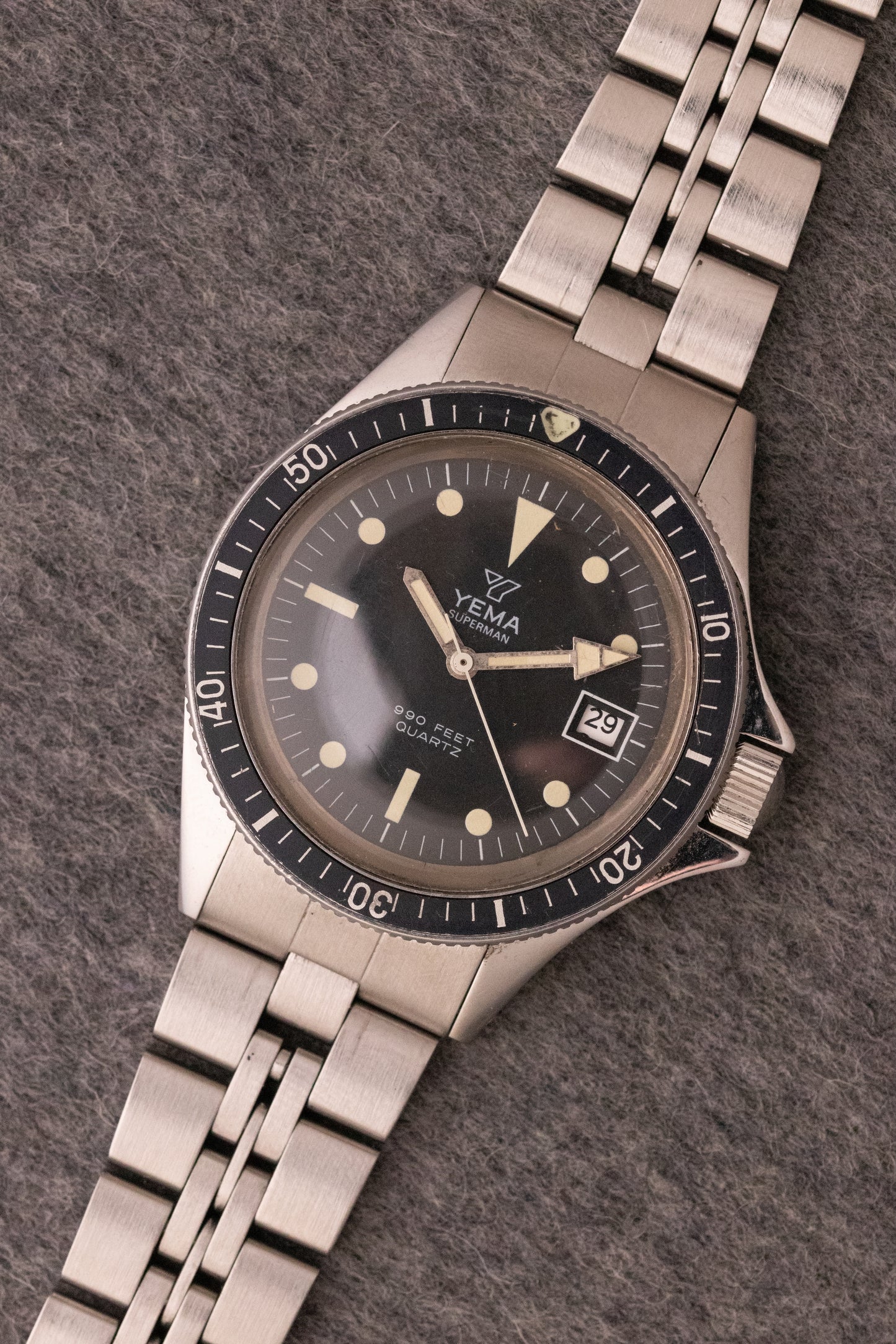 Yema Superman Quartz