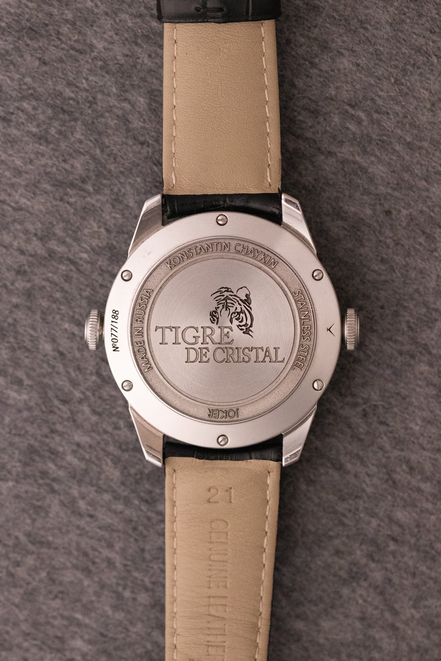 Konstantin Chaykin Joker Tigre de cristal