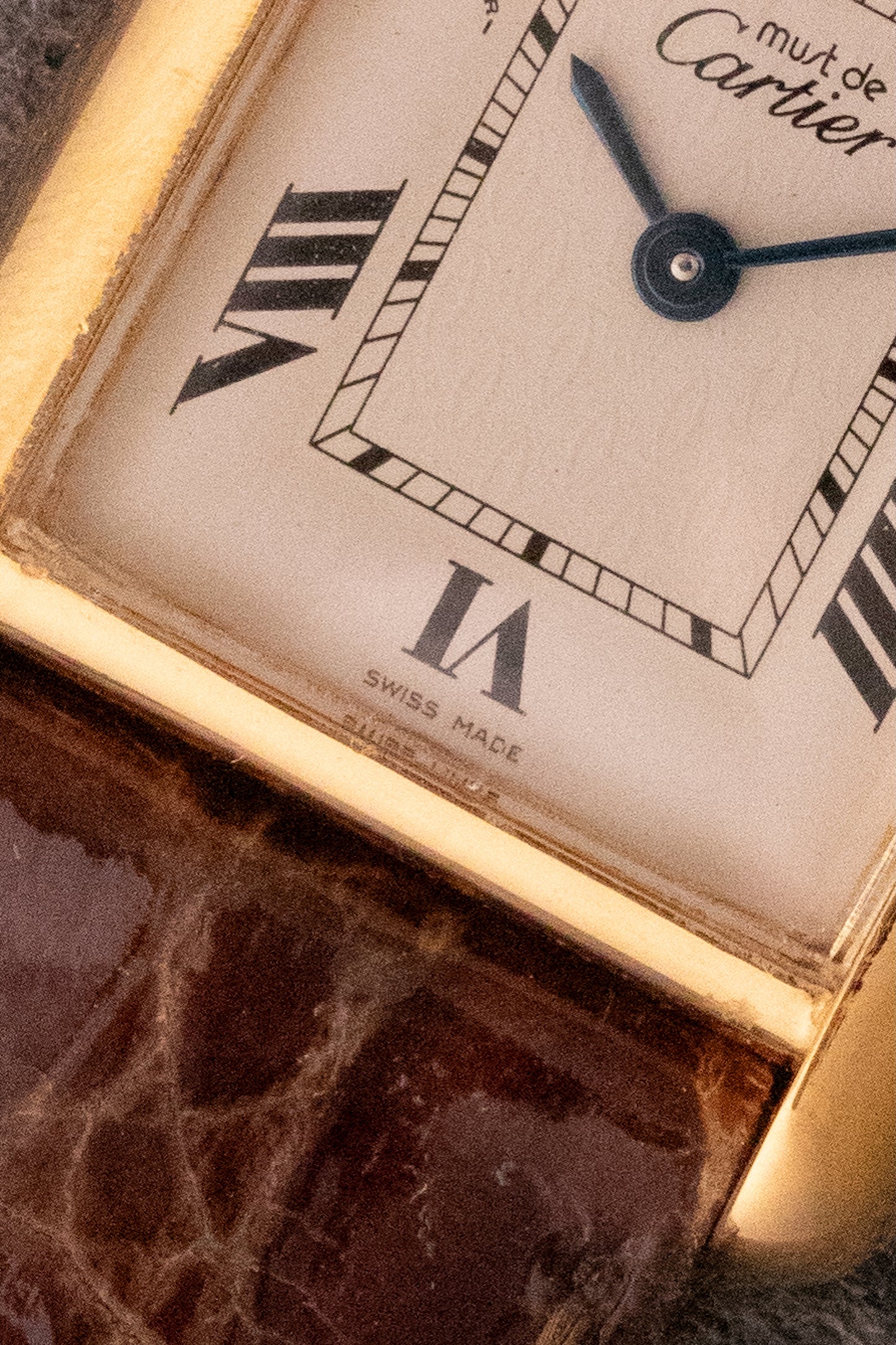 Cartier Tank Must 2415