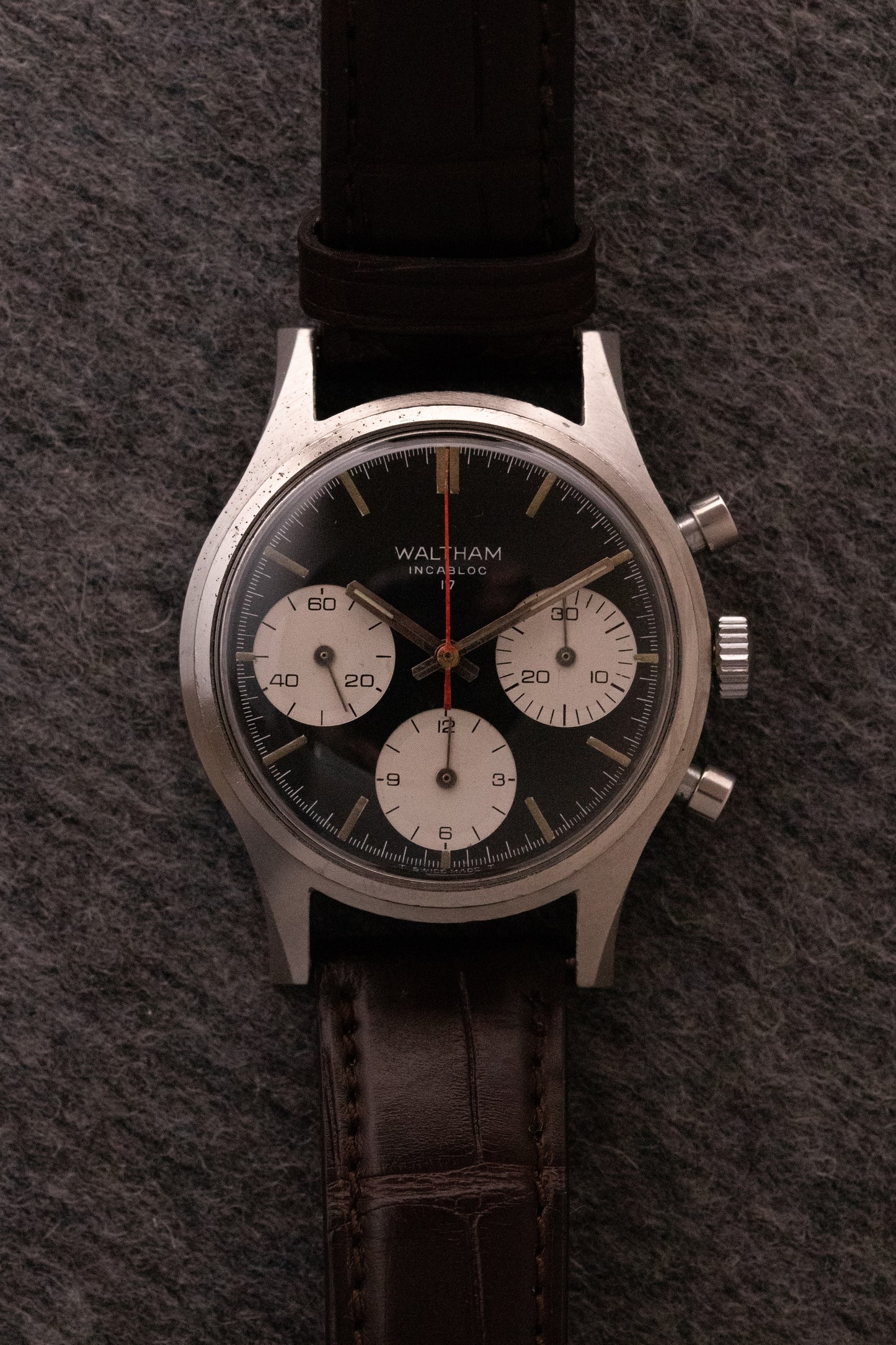 Waltham tricompax